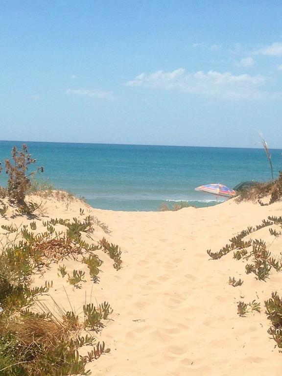 Villa Fiori Beach メンフィ エクステリア 写真